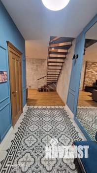 3-к квартира, вторичка, 113м2, 8/9 этаж