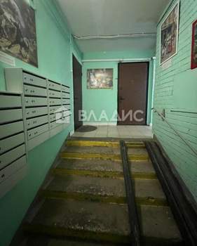 1-к квартира, вторичка, 35м2, 1/9 этаж