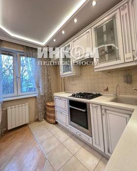 2-к квартира, вторичка, 52м2, 4/5 этаж