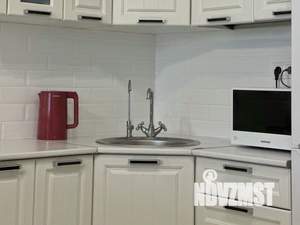 Студия квартира, вторичка, 40м2, 13/18 этаж