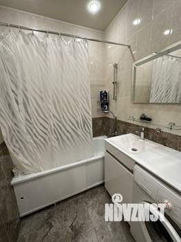 2-к квартира, вторичка, 63м2, 6/17 этаж