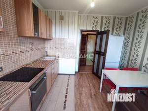 2-к квартира, вторичка, 64м2, 5/17 этаж