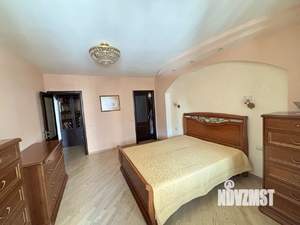2-к квартира, вторичка, 70м2, 7/17 этаж