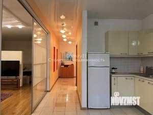 2-к квартира, вторичка, 63м2, 4/18 этаж