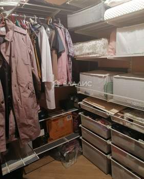 2-к квартира, вторичка, 70м2, 7/17 этаж