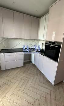 3-к квартира, вторичка, 62м2, 19/24 этаж