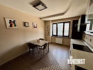 2-к квартира, вторичка, 70м2, 7/17 этаж