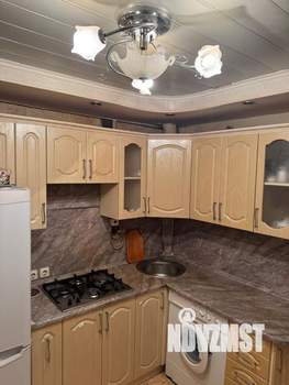 2-к квартира, вторичка, 43м2, 1/5 этаж