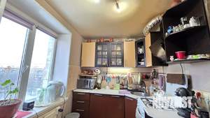 3-к квартира, вторичка, 57м2, 9/9 этаж