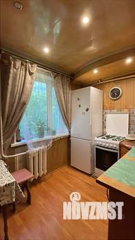 3-к квартира, вторичка, 52м2, 1/5 этаж