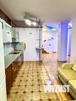 2-к квартира, вторичка, 62м2, 11/18 этаж