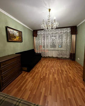 3-к квартира, вторичка, 75м2, 1/9 этаж