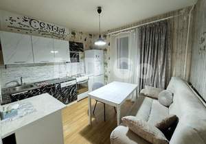 1-к квартира, вторичка, 42м2, 15/25 этаж