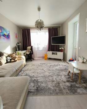 3-к квартира, вторичка, 62м2, 4/17 этаж