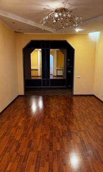 2-к квартира, вторичка, 74м2, 13/18 этаж