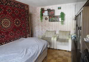 2-к квартира, вторичка, 43м2, 1/9 этаж
