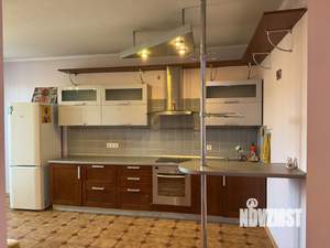 2-к квартира, вторичка, 63м2, 11/18 этаж