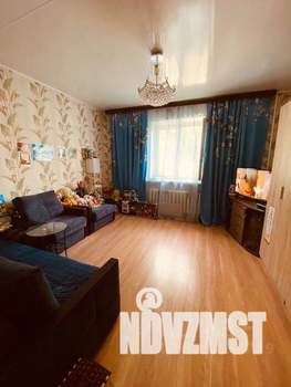 3-к квартира, вторичка, 77м2, 2/2 этаж