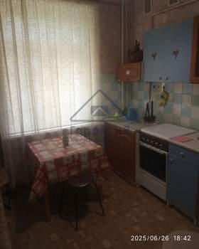3-к квартира, вторичка, 55м2, 1/2 этаж