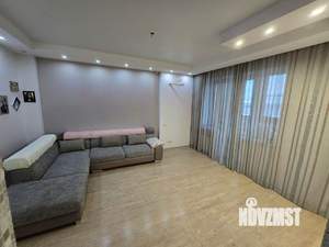 3-к квартира, вторичка, 90м2, 11/19 этаж