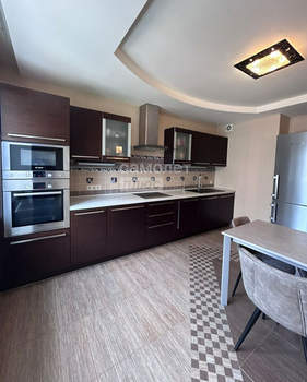 2-к квартира, вторичка, 70м2, 7/17 этаж