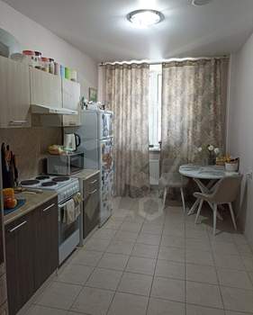 2-к квартира, вторичка, 64м2, 13/17 этаж