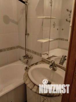 2-к квартира, вторичка, 58м2, 10/10 этаж