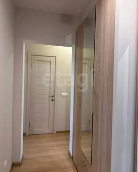 2-к квартира, вторичка, 64м2, 8/19 этаж