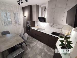 3-к квартира, вторичка, 82м2, 3/18 этаж