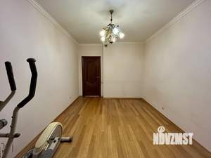 4-к квартира, вторичка, 156м2, 8/18 этаж