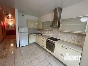 2-к квартира, вторичка, 63м2, 4/18 этаж