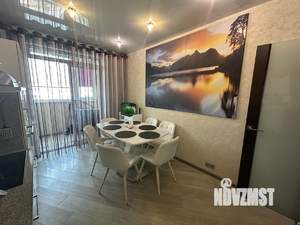 2-к квартира, вторичка, 63м2, 10/17 этаж