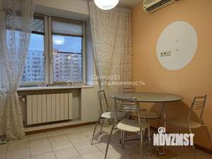 2-к квартира, вторичка, 63м2, 4/18 этаж