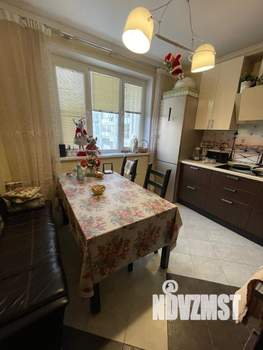 2-к квартира, вторичка, 62м2, 8/18 этаж
