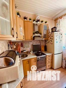 3-к квартира, вторичка, 77м2, 2/2 этаж