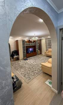 3-к квартира, вторичка, 77м2, 10/17 этаж