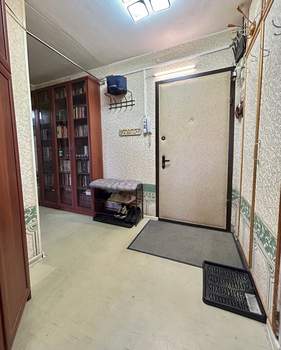 3-к квартира, вторичка, 59м2, 9/9 этаж