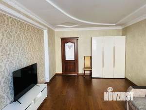 2-к квартира, вторичка, 74м2, 5/18 этаж