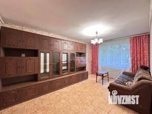 3-к квартира, вторичка, 63м2, 1/9 этаж
