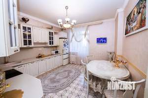 3-к квартира, вторичка, 85м2, 1/18 этаж
