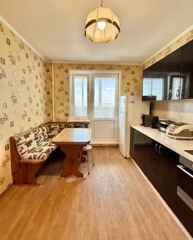 3-к квартира, вторичка, 81м2, 14/17 этаж