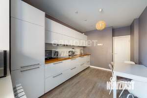 3-к квартира, вторичка, 92м2, 2/18 этаж