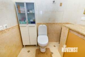 3-к квартира, вторичка, 122м2, 8/18 этаж