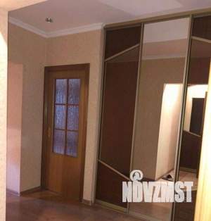 2-к квартира, вторичка, 61м2, 3/18 этаж