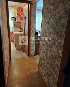 2-к квартира, вторичка, 44м2, 1/5 этаж