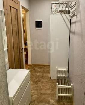 2-к квартира, вторичка, 43м2, 1/5 этаж