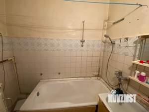 2-к квартира, вторичка, 61м2, 2/2 этаж