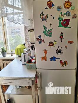 3-к квартира, вторичка, 54м2, 9/9 этаж