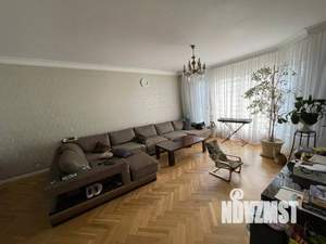 6-к квартира, вторичка, 177м2, 1/2 этаж