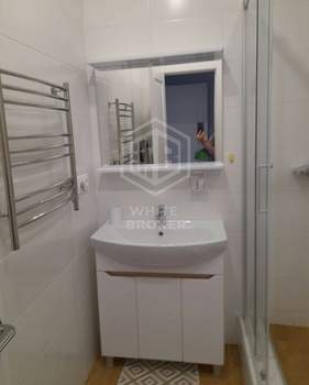 2-к квартира, вторичка, 49м2, 8/24 этаж